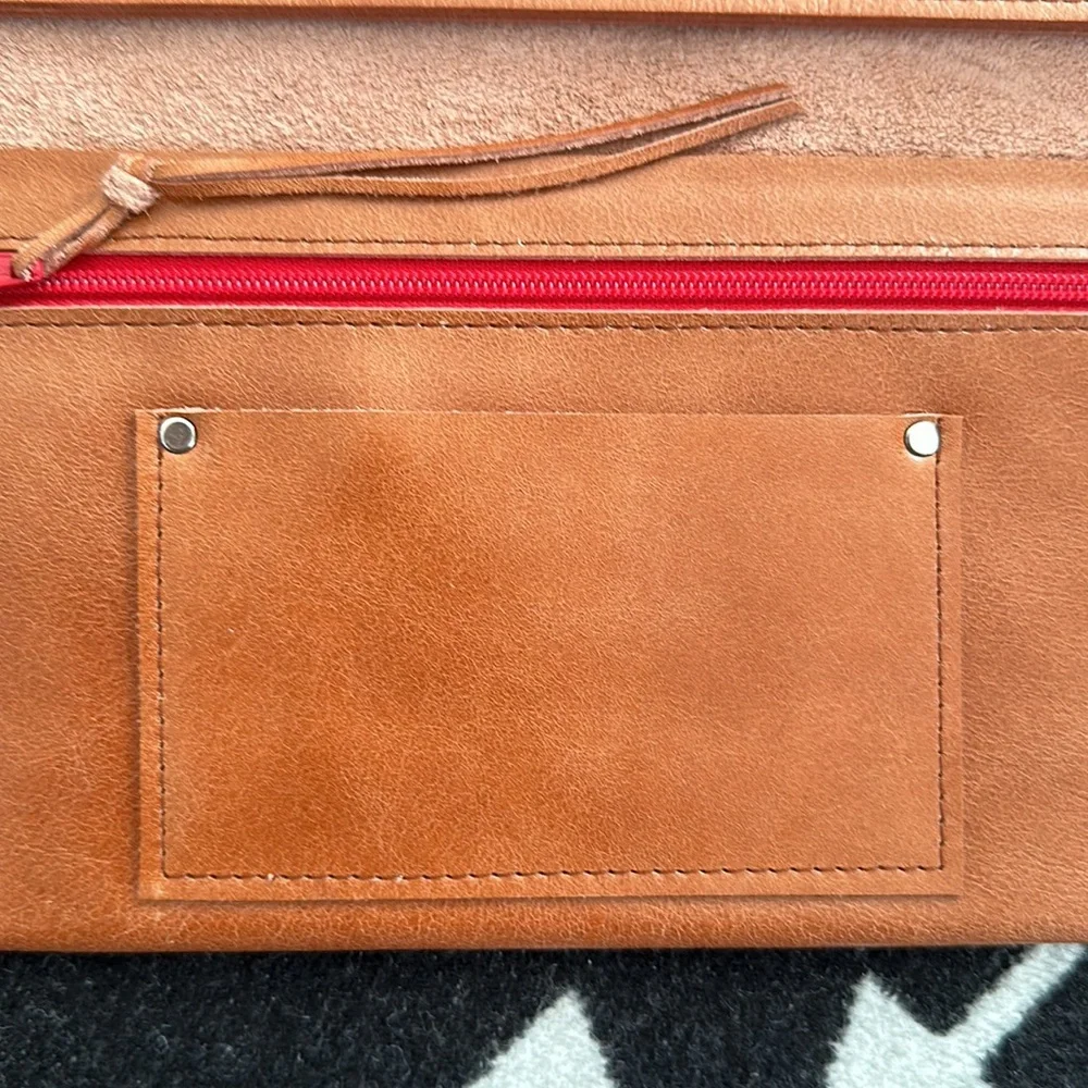 NWOT Nicole Cipriano (Cipriano Designs) Brown Leather Clutch/Wallet - Picture 5 of 10